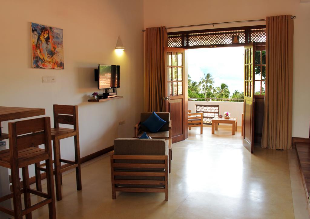Sky And Sand Guesthouse Beruwala Zimmer foto
