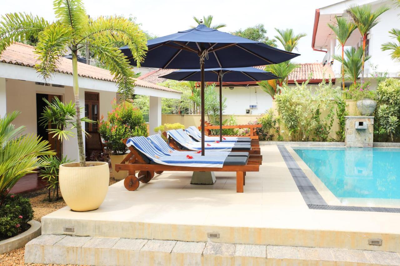 Sky And Sand Guesthouse Beruwala Exterior foto