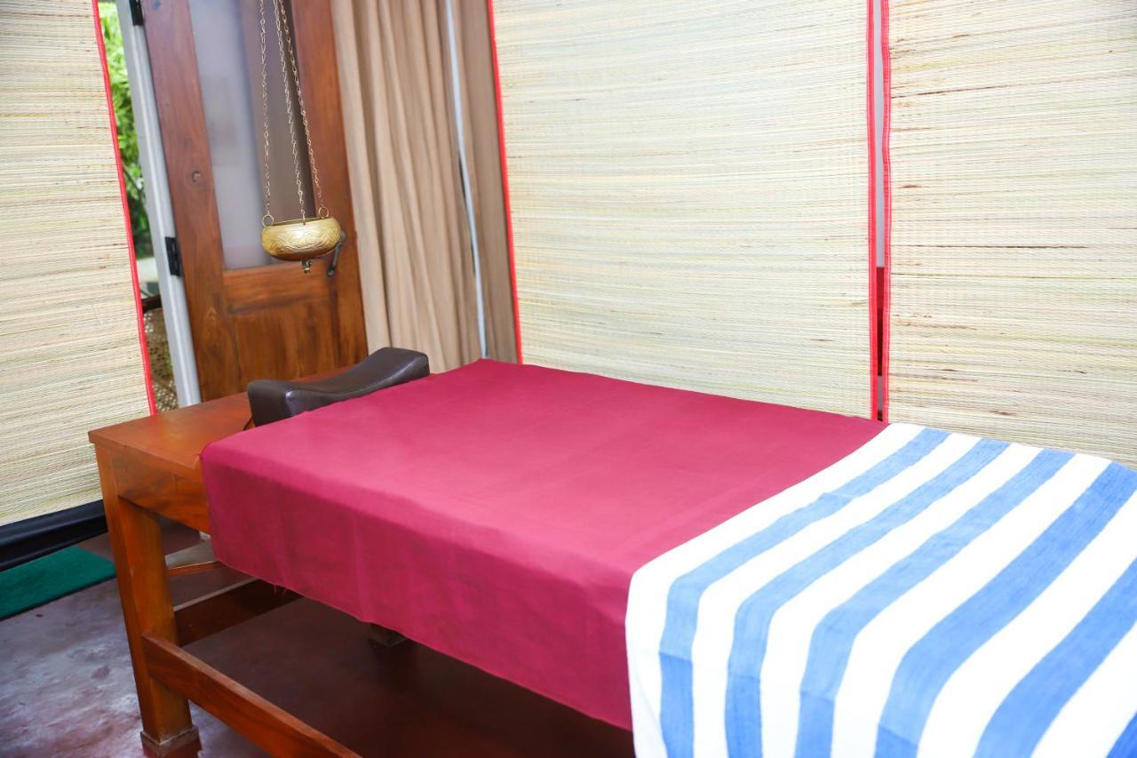 Sky And Sand Guesthouse Beruwala Exterior foto